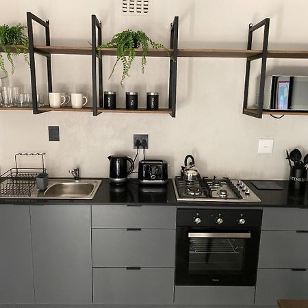 46 On Allcock Guest Apartment & Luxury Room Pretoria-Noord Kültér fotó