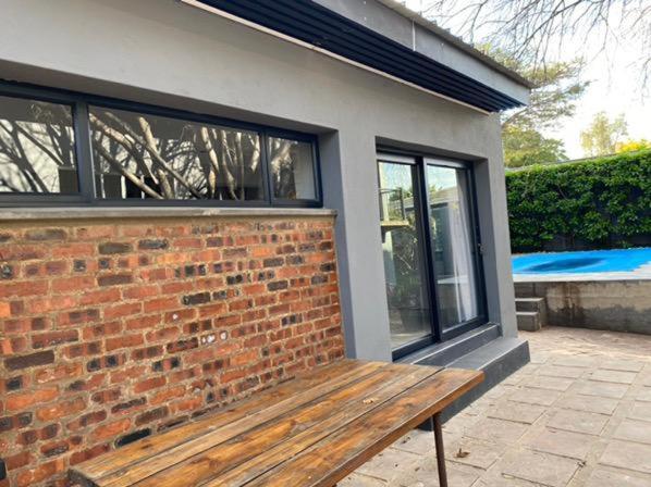 46 On Allcock Guest Apartment & Luxury Room Pretoria-Noord Kültér fotó